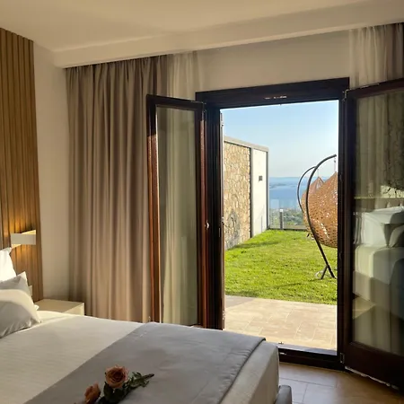 Elia Luxury House