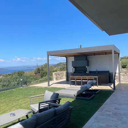 Elia Luxury House Villa Uranúpoli