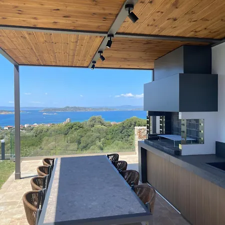 Elia Luxury House