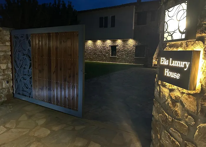 Elia Luxury House